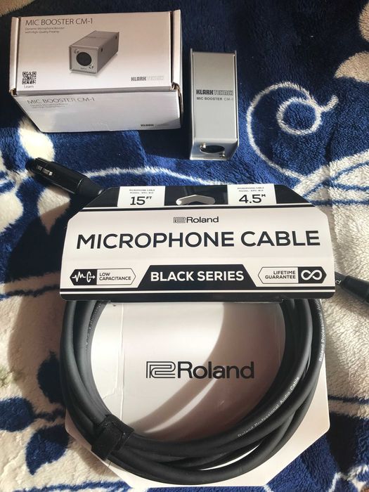 Microfon Shure SM7B + Booster + Cablu Roland (noi, originale)