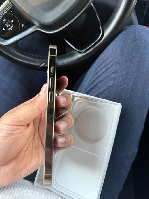 Iphone 14 pro Gold, 1 TB, LL/A E-SIM
