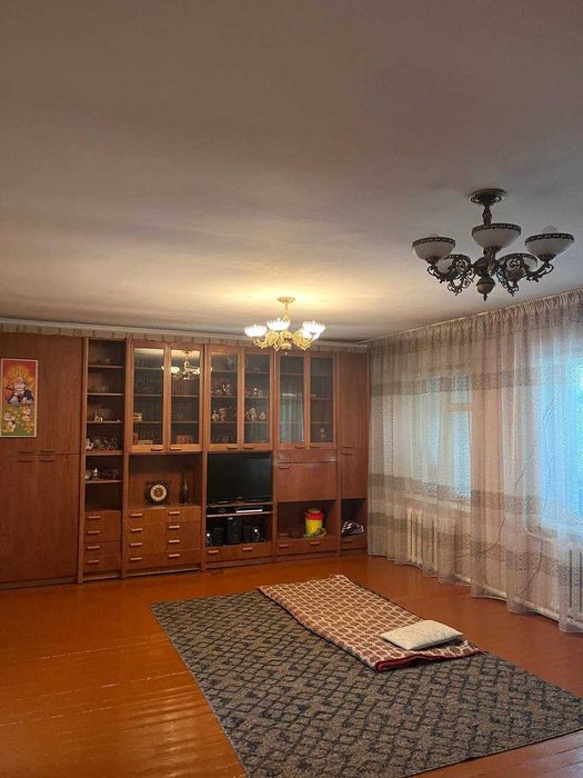 Продается дом в хорошем состоянии 8 комнат в г. Сырдарья