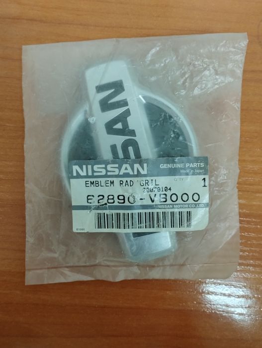 Эмблема Nissan оригинал