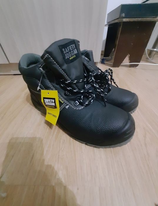 Новый летний спецобувь 44,45 размер