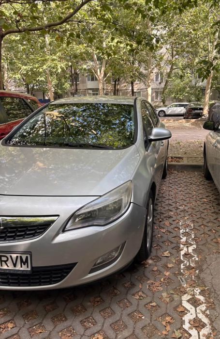 OPEL Astra 2011 — imagine 17
