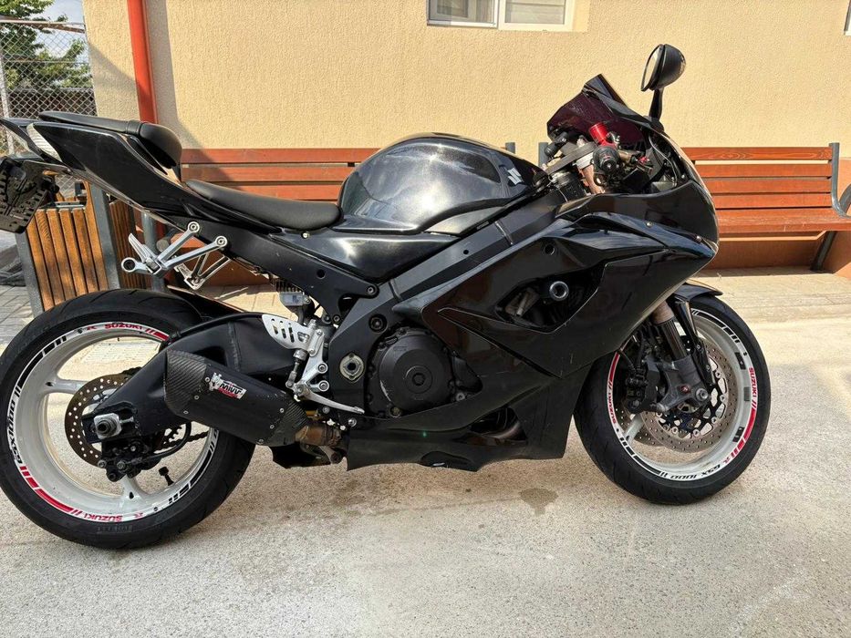 Suzuki GSXR 1000 K6