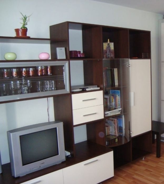 Biblioteca living Staer