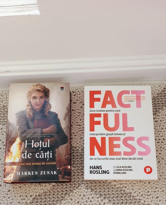 Cărți din diverse domenii.