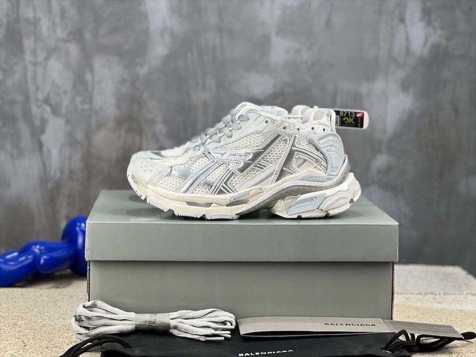 Balenciaga Runners NEW!