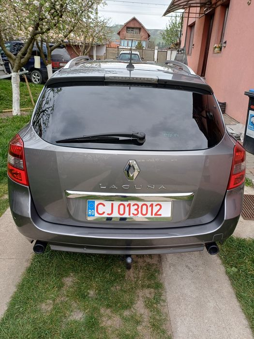 Renault Laguna an 2011 2.0dci 150CP
