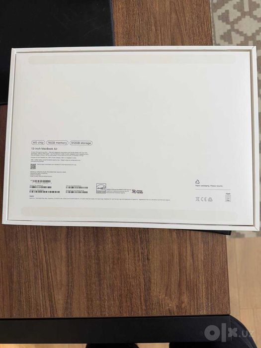 MacBook Air 13inch M5 chip, 16GB / 512GB