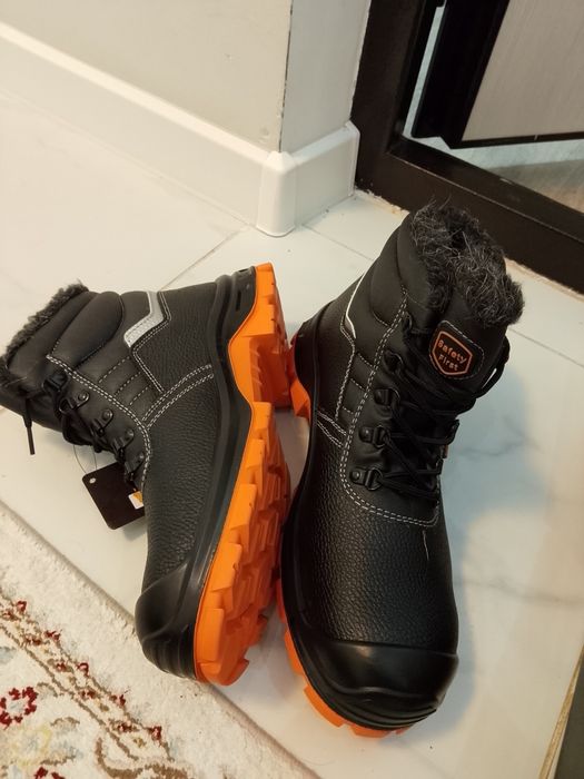 Спец Ботинка новая