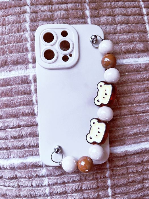 Чехлы на iPhone 13 Pro