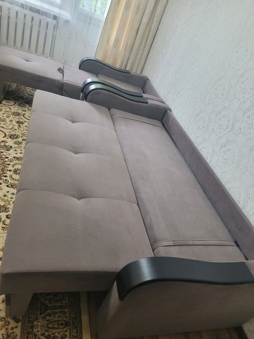 Продам диван с креслом