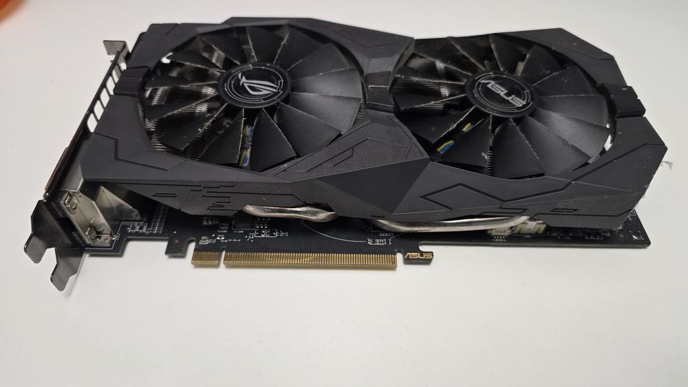 Placa Video ASUS Radeon RX 570 8GB GDDR5 – Stare Impecabila