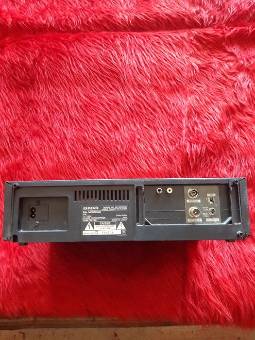 Продавам видео Aiwa