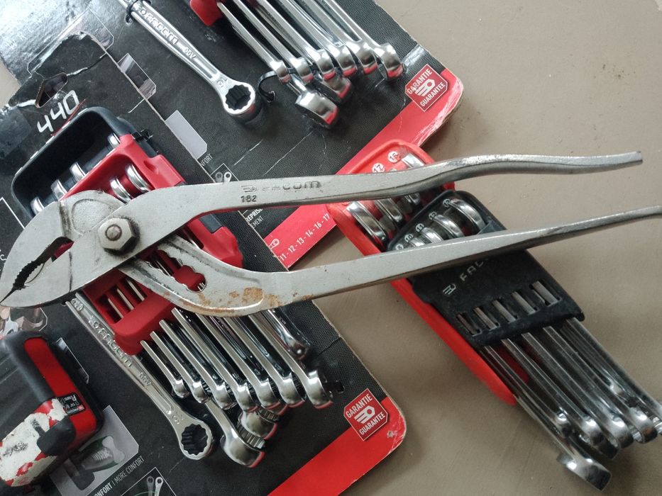 Facom -ключове, гидория, шестограми