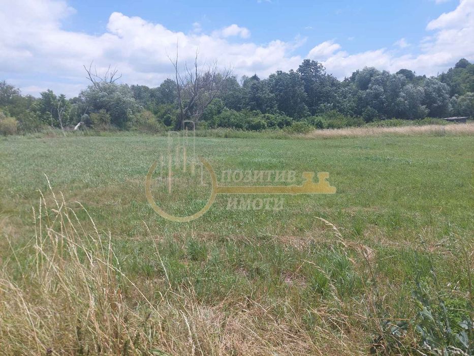 Продава се Парцел в с. Хераково, Област София-област - 1900 кв.м за 100 €/кв.м - Снимка #2