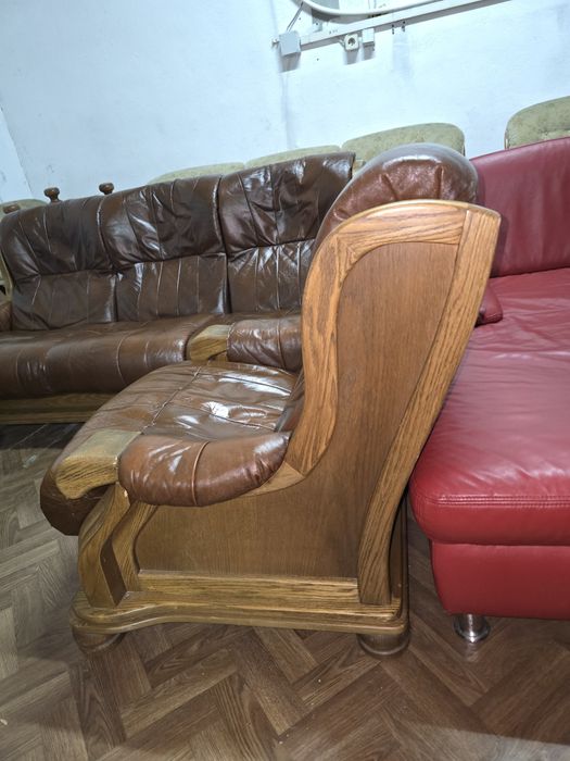 Set masiv -3+2+1 piele naturala6si lemn masiv