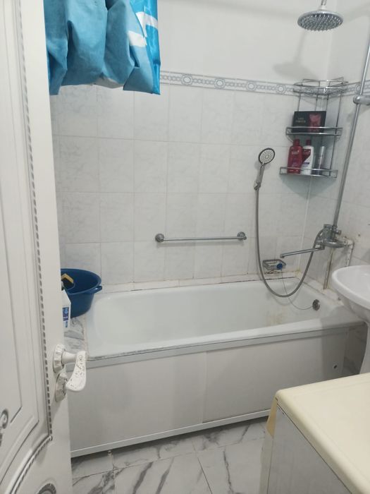 Екі бөлмелі пәтер жалға беріледі. Мкр Сайрам