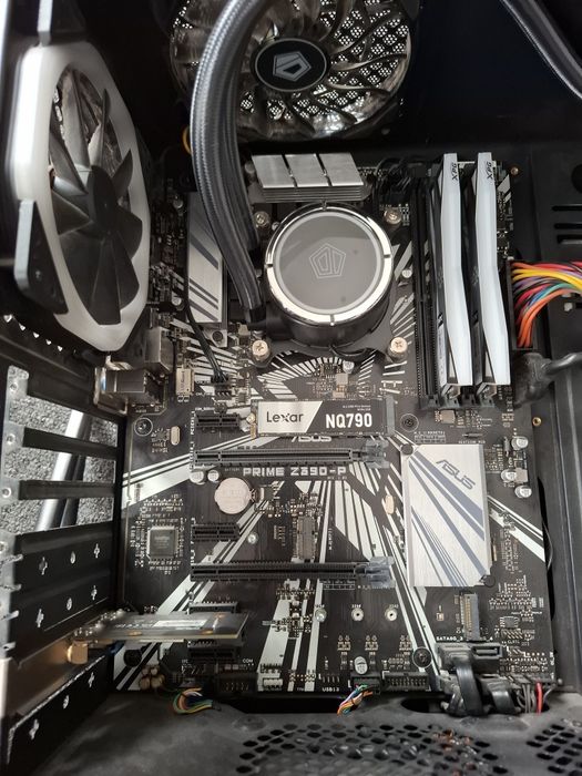 Vand kit pc carcasa +rami ddr4 +i5 9600kf+ ssd 128gb+plus placa baza