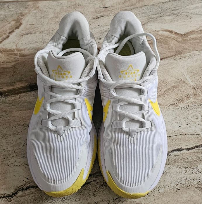 Pantofi sport Nike Star Runner 4 fete  mărime 37.5 si 38