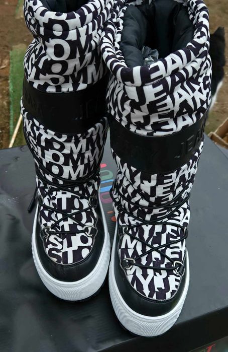 Tommy Hilfiger оригинални дамски апрески 38 номер