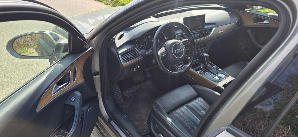 Audi A6 Allroad usor avariat deplasabil pe orice distanta