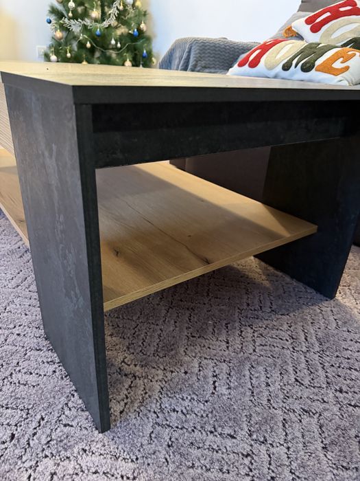 Холна маса - като нова.