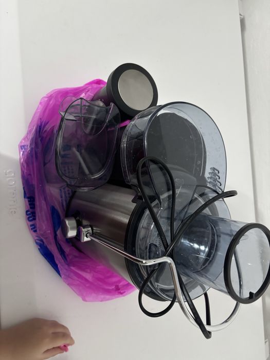 Продам соковыжималку