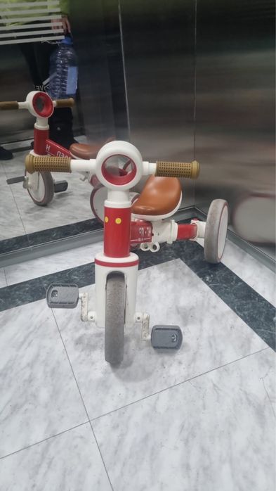 Продам беговел-велосипед