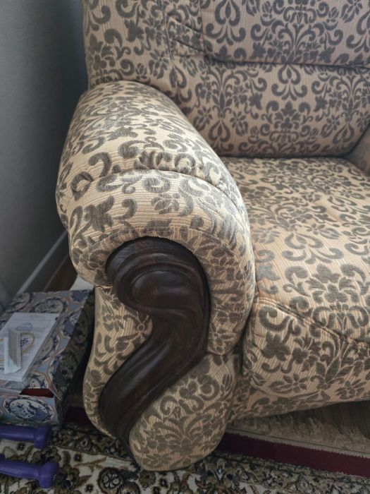 Диван и кресло в отличном состоянии