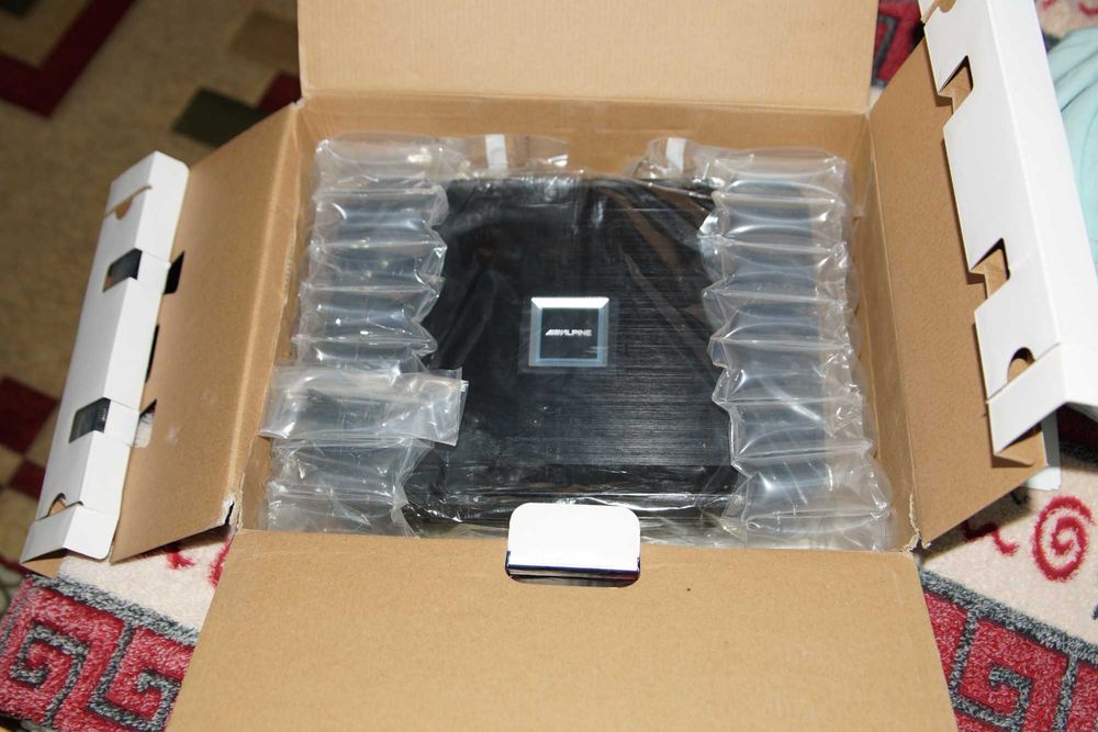 Усилитель Alpine PDX-F4