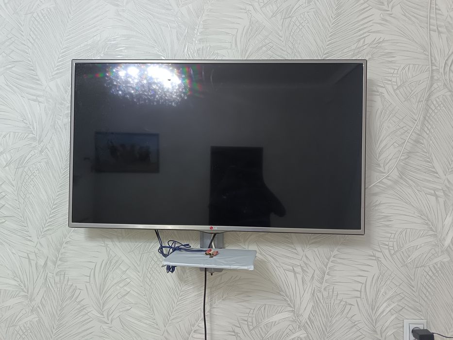 Телевизор LG жақсы состояние