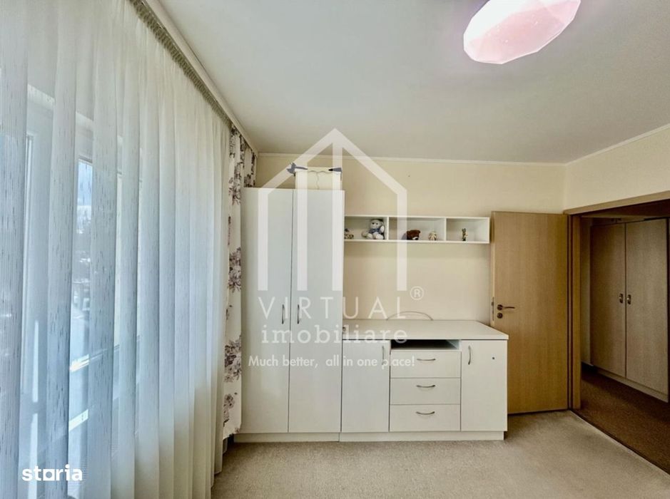 Apartament 3 camere, 80 mp + balcon, decomandat - Terezian