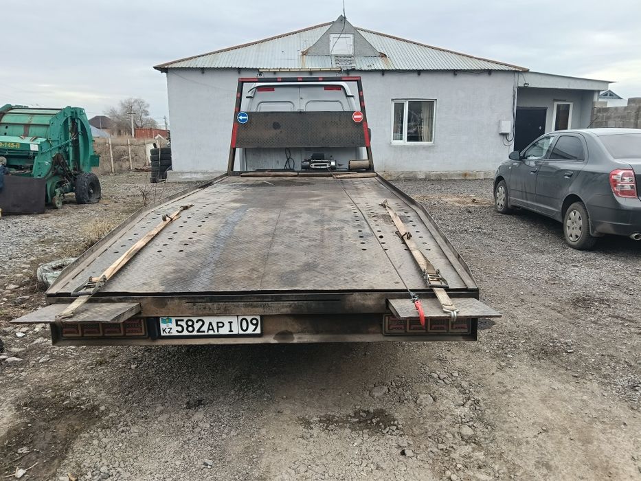 Продам эвакуатор