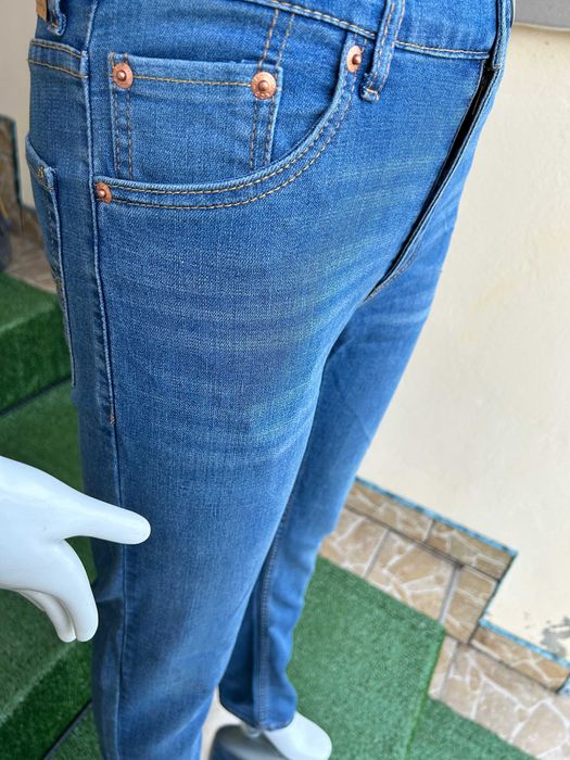 Blugi skinny, copii,  mărimea 16A marca Levis