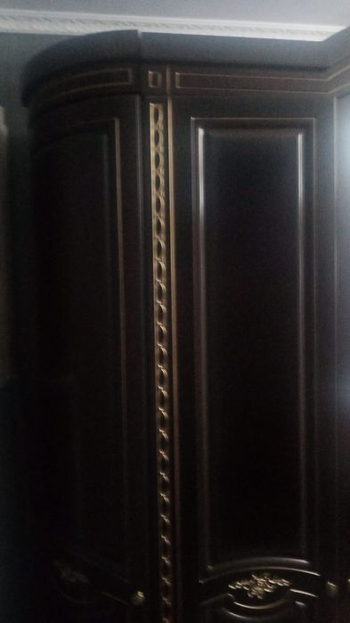 Продам шкаф платяной