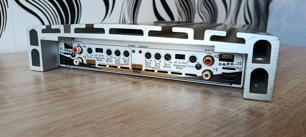 Усилвател Pyle PA 460