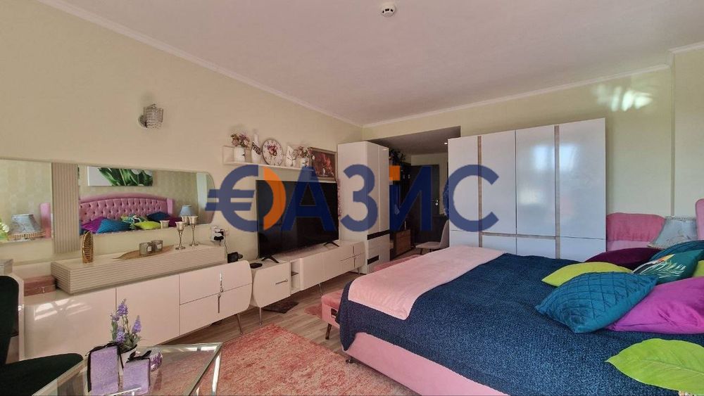 Продава се Двустаен апартамент в Свети Влас - 88 кв.м за 1043 €/кв.м - Снимка #12