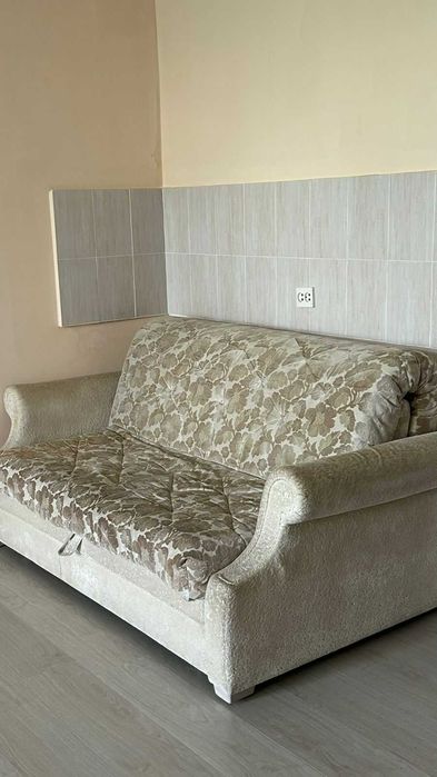 Диван и кресло в комплекте
