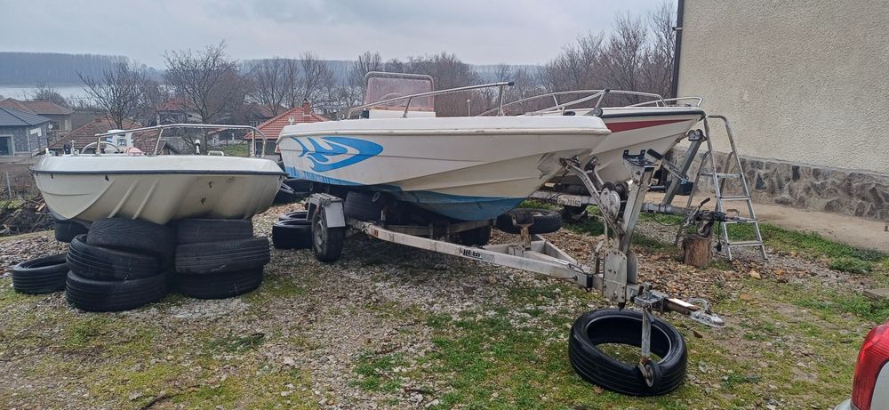 Морорна Лодка Савер