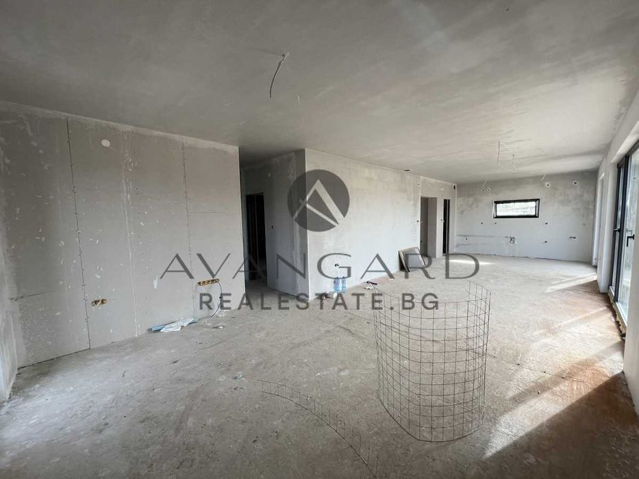 Продава се Къща в с. Оризари, Област Пловдив - 245 кв.м за 1123 €/кв.м - Снимка #2