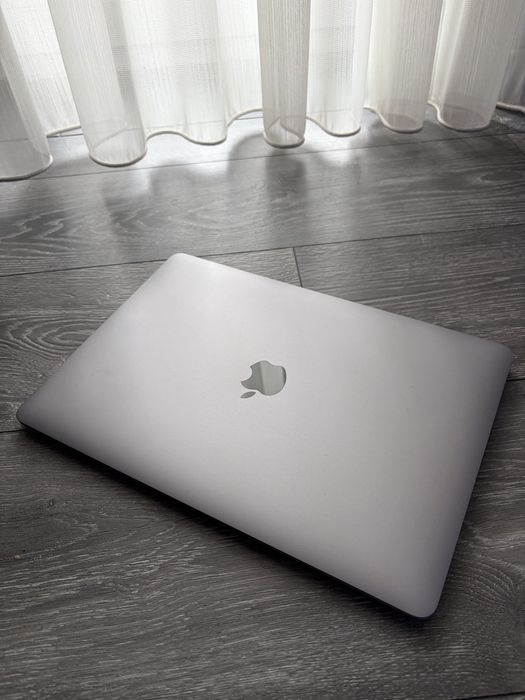 Macbook air 13" M1 2020
