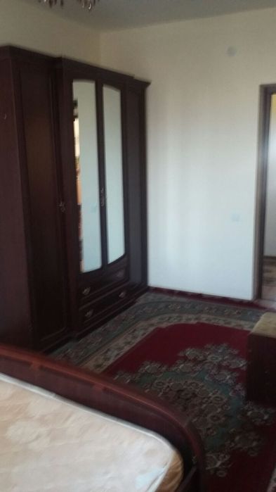 Чоштепа 3 ком. 6 эт. все разд. 72 кв.м.