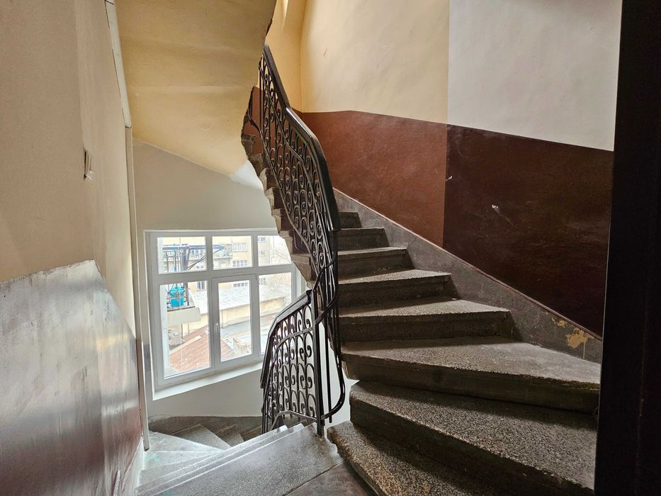 Продава се Тристаен апартамент в София, Център - 105 кв.м за 5505 €/кв.м - Снимка #10