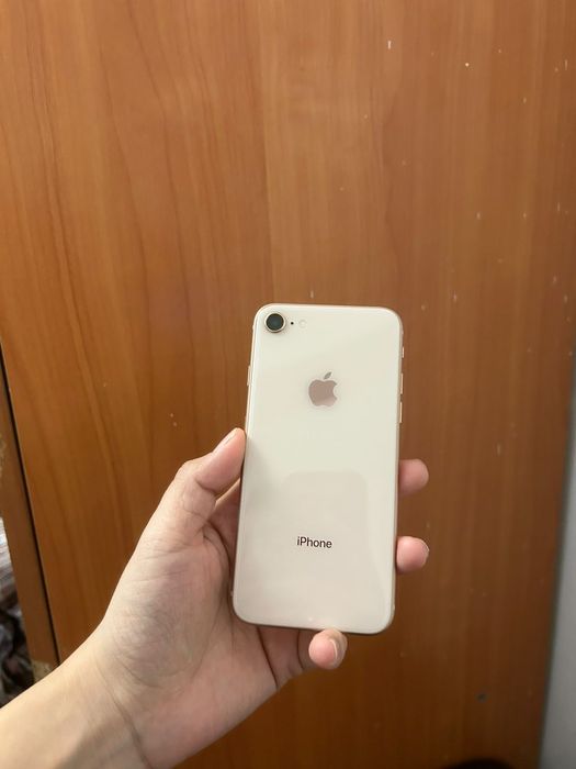 Айфон 8 64гб 77%