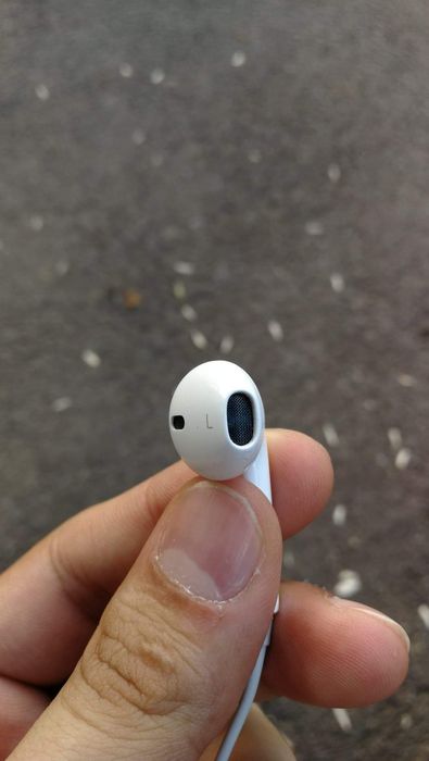 Casti iPhone, Originale Apple (cu mufa Jack)