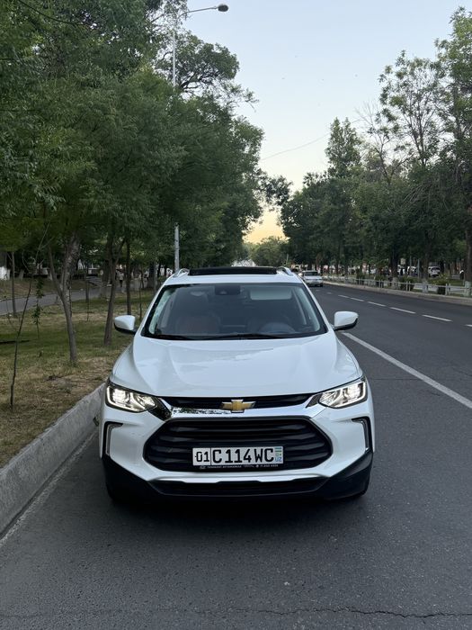 Tracker 2   Premer  Plus 2025 Top toza