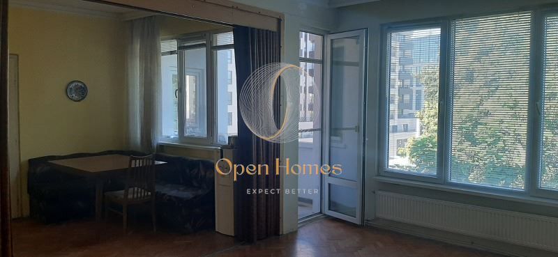 Продава се Тристаен апартамент в Пловдив, Каменица 1 - 112 кв.м за 1536 €/кв.м - Снимка #7