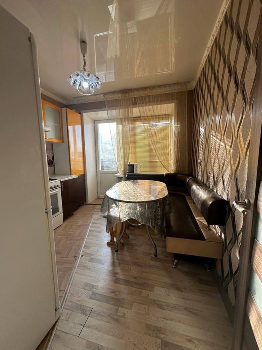 Продаётся трёхкомнатная квартира