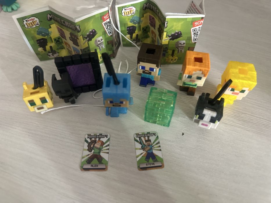 Продам фигурки майнкрафт киндер