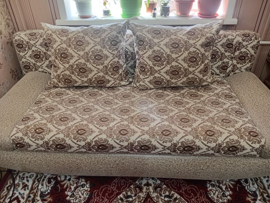 Диван софа. Мягкая мебель